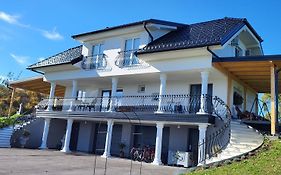 Villa Hojnik